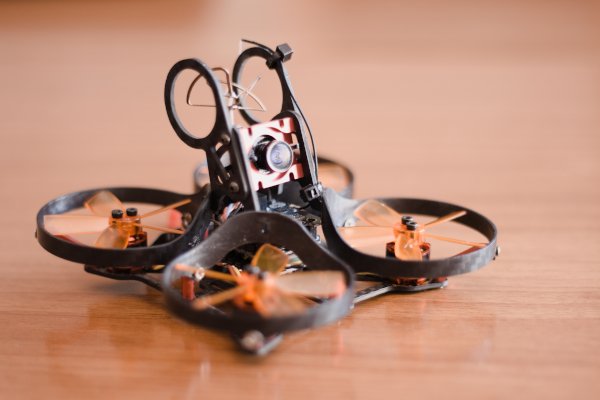 Eachine Aurora 90